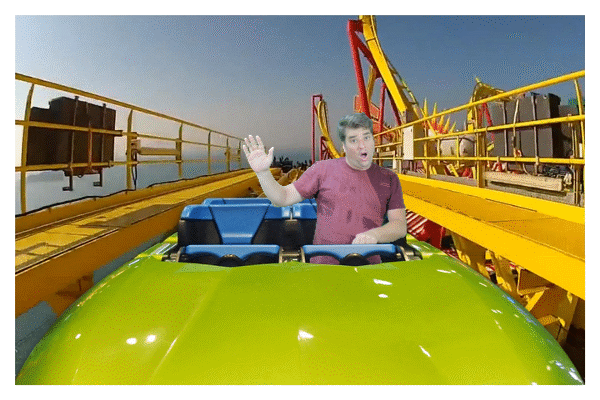 Boomerang booth example with action pose